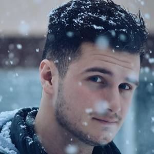 Meet your Posher, Chase